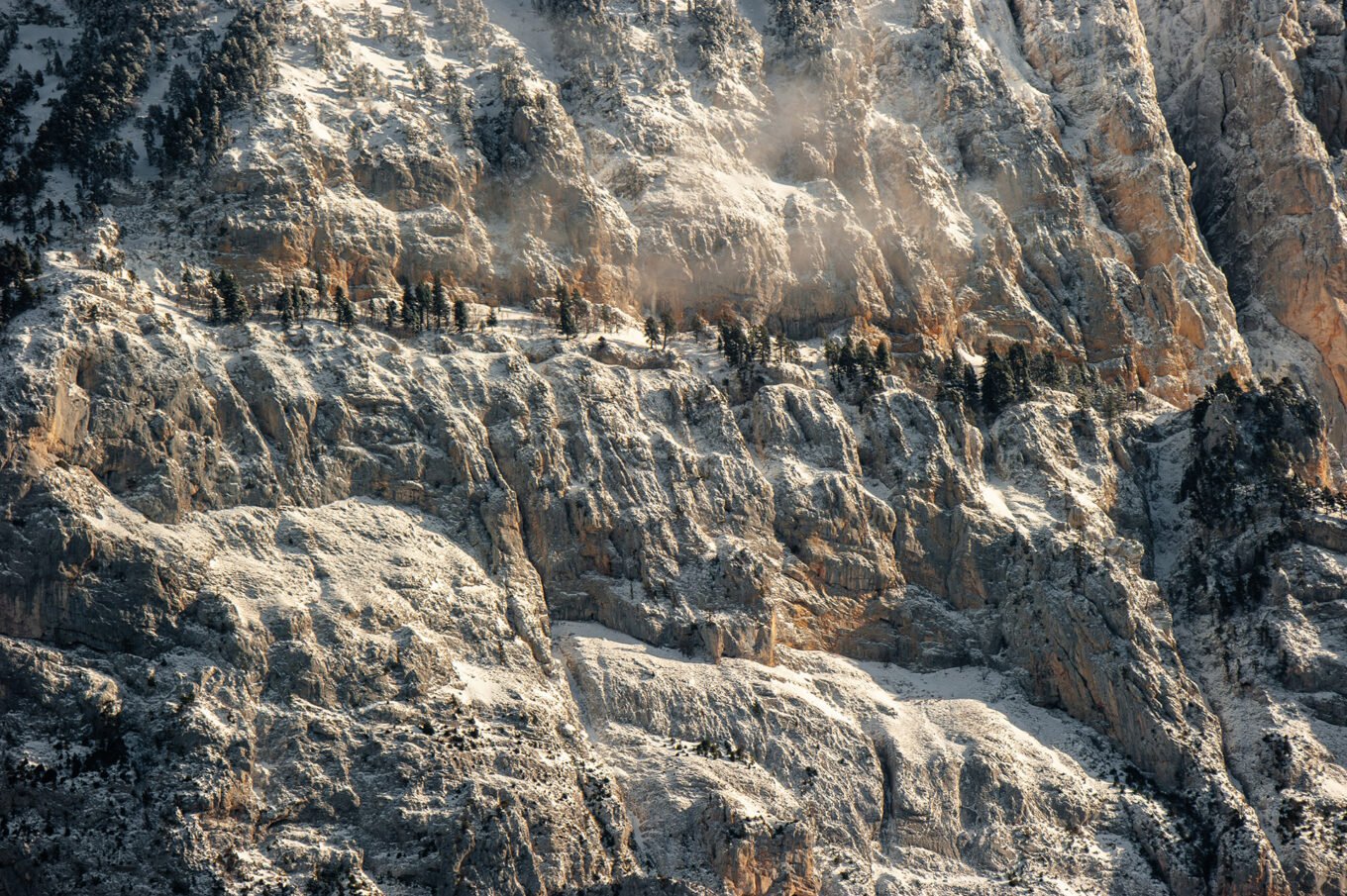 Photographe paysage falaises du Vercors en hiver
