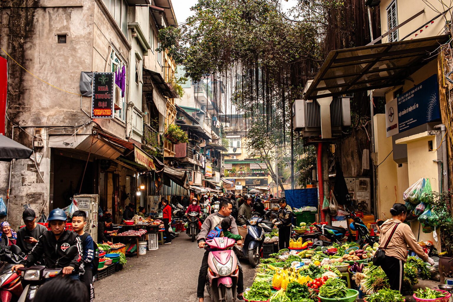 Voyage Vietnam - Photographie de rue dans le centre historique de Hanoi