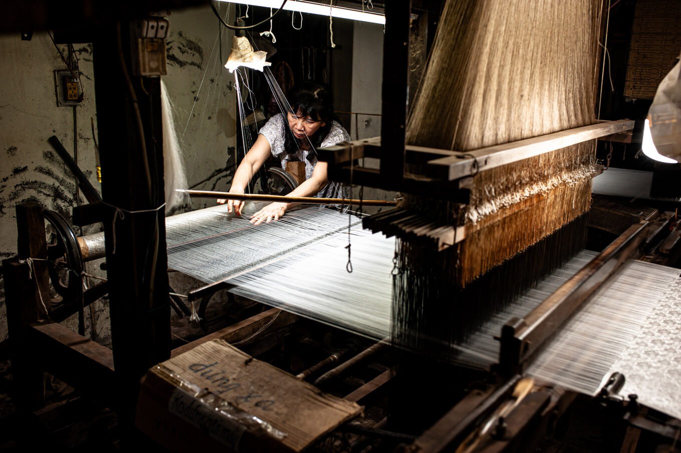 Voyage Vietnam - Photographie de rue - Fabrique de soie traditionnelle