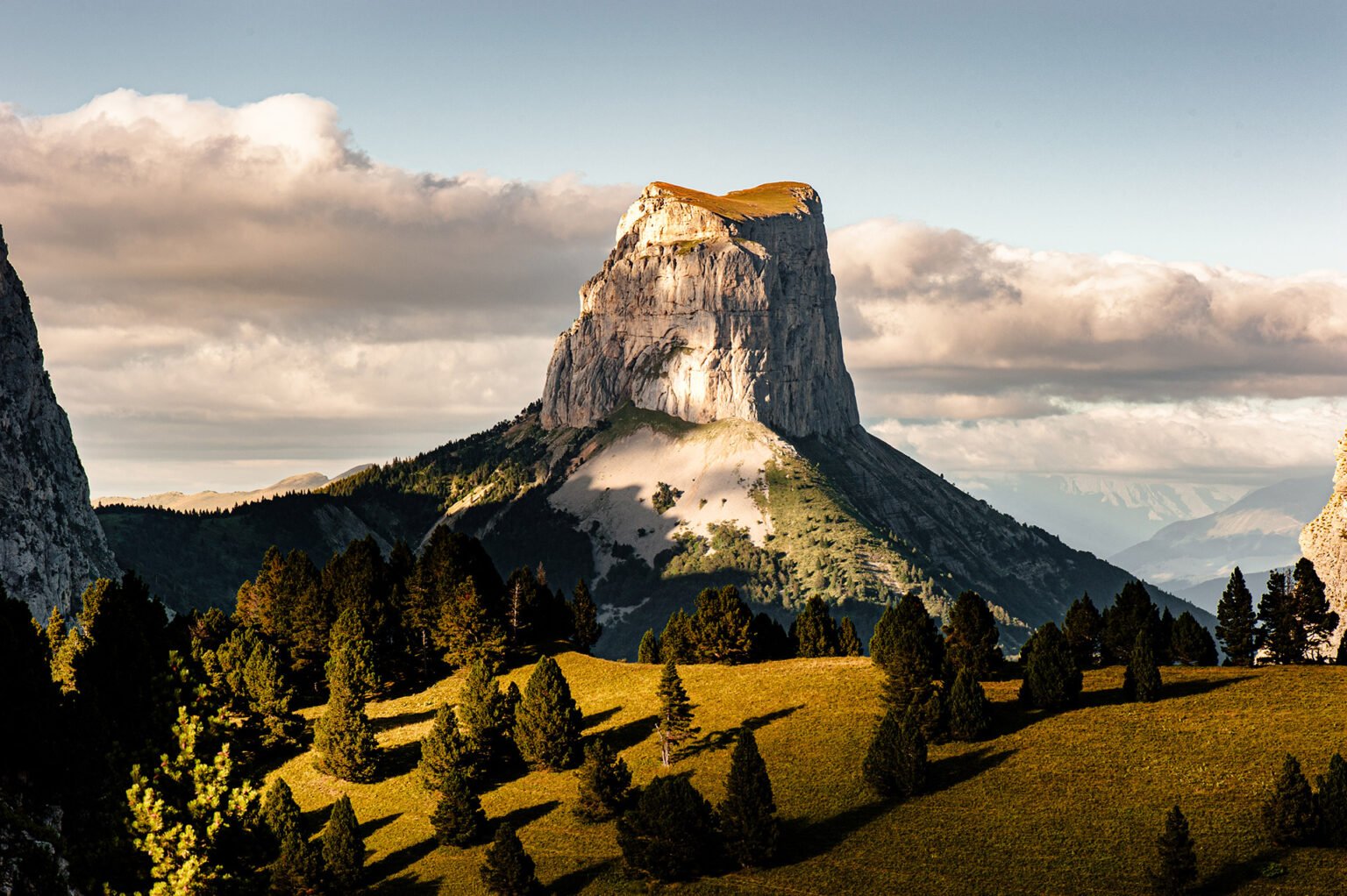 Photographe professionnel montagne nature, Mont Aiguille, Vercors