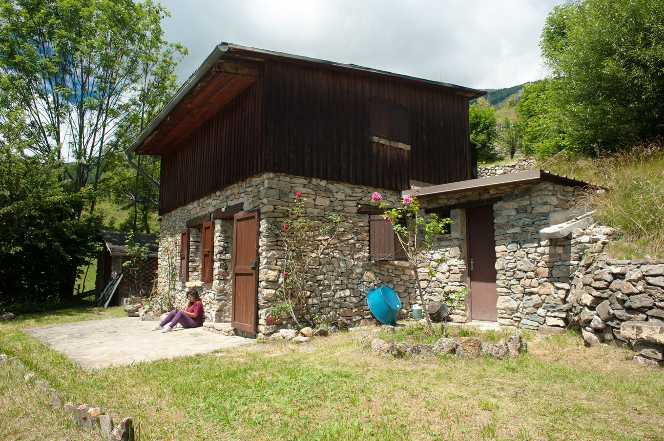 Randonnée en haute Ubaye et dans le Mercantour - La charmante maison de Tom au-dessus de Barcelonnette, dans l’Ubaye