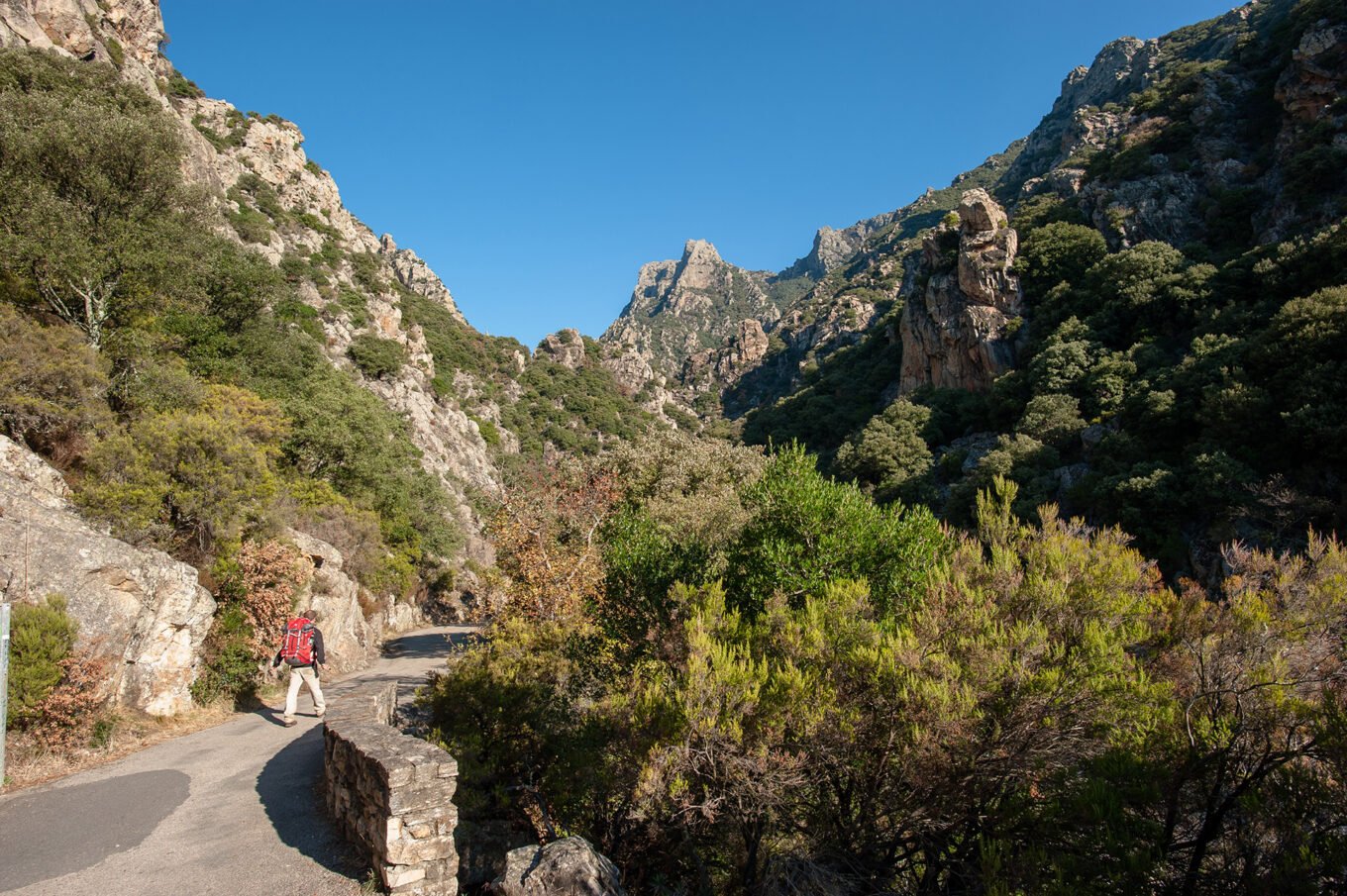 Randonnée bivouac aux Gorges d'Heric et au Caroux - Ascension matinale du Caroux dans le Haut-Languedoc