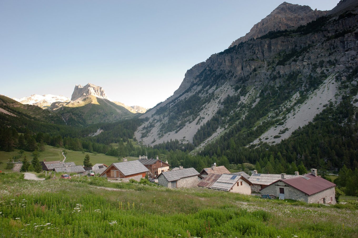 Randonnée Bivouac Clarée Thabor Tour des Cerces - Les granges de la vallée étroite