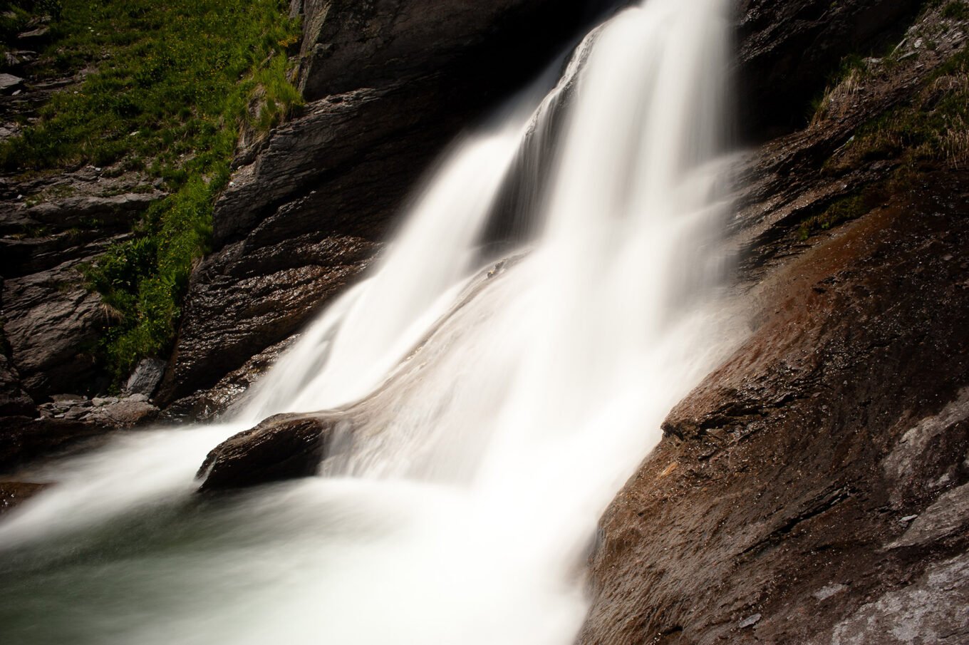 Randonnée Bivouac Clarée Thabor Tour des Cerces - Cascade sur la Clarée en haute vallée de Névache