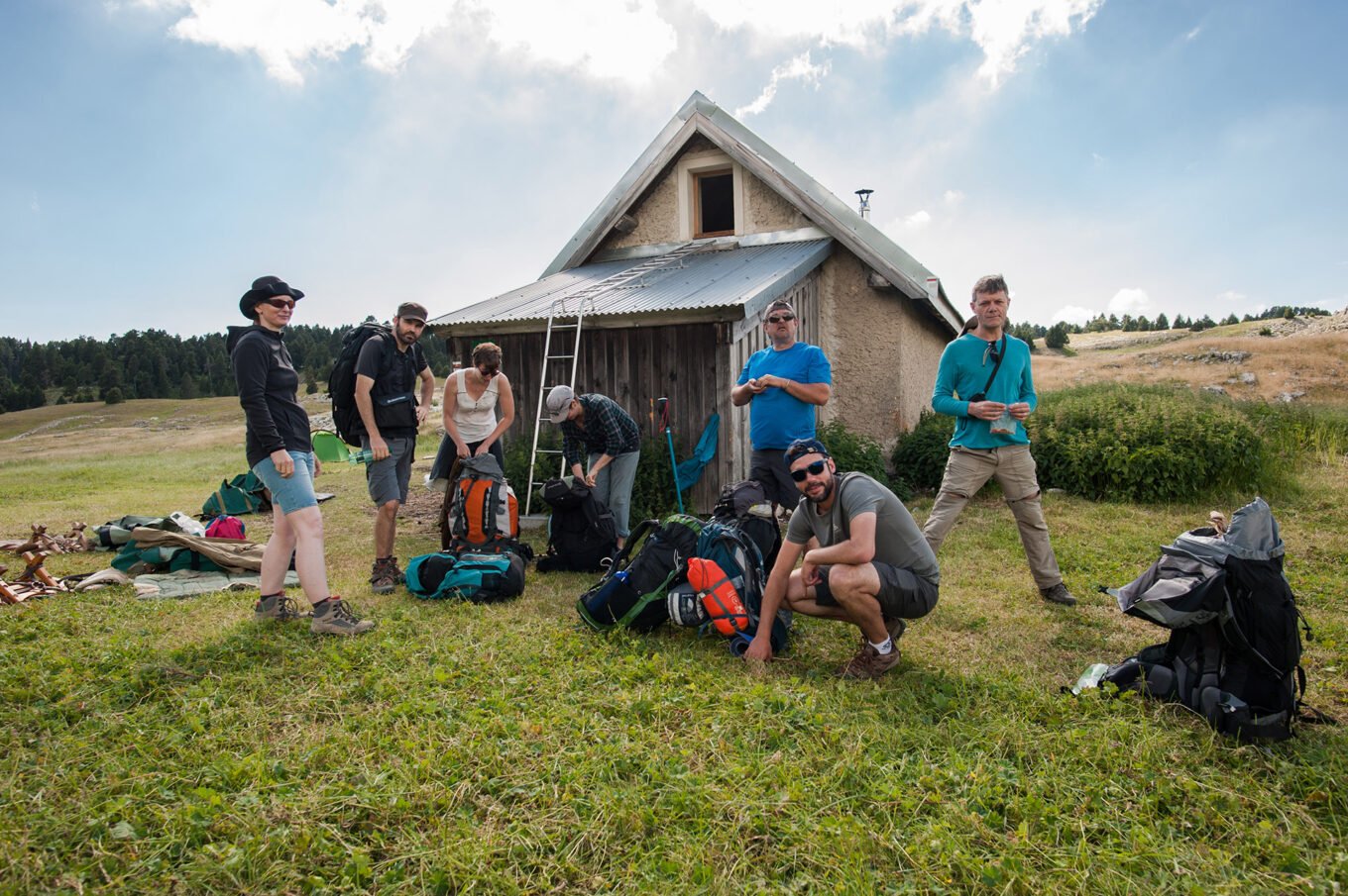 Randonnée Bivouac au Grand Veymont sur les hauts plateaux du Vercors - Pause à la Cabane de Pré Peyret