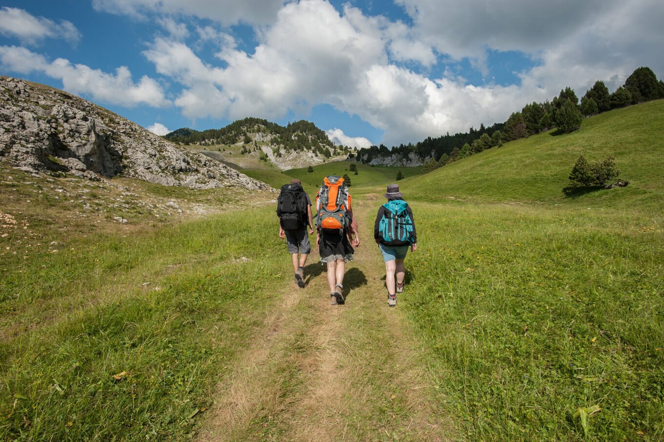 Randonnée Bivouac au Grand Veymont sur les hauts plateaux du Vercors - En route pour la plaine de la Queyrie