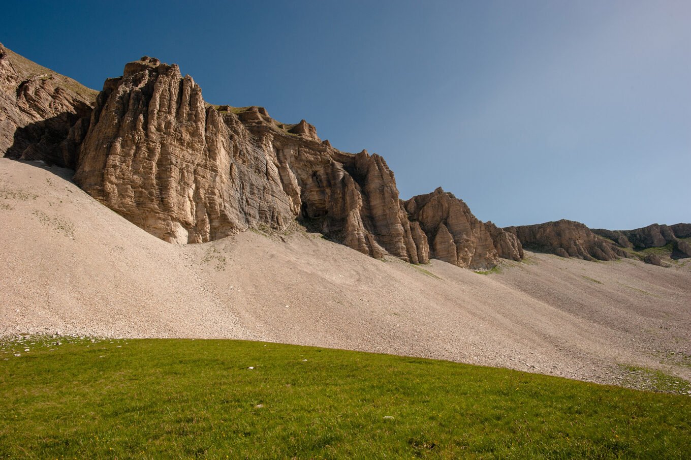 Randonnée bivouac au lac du Lauzon dans le Dévoluy - La Tête de Lauzon