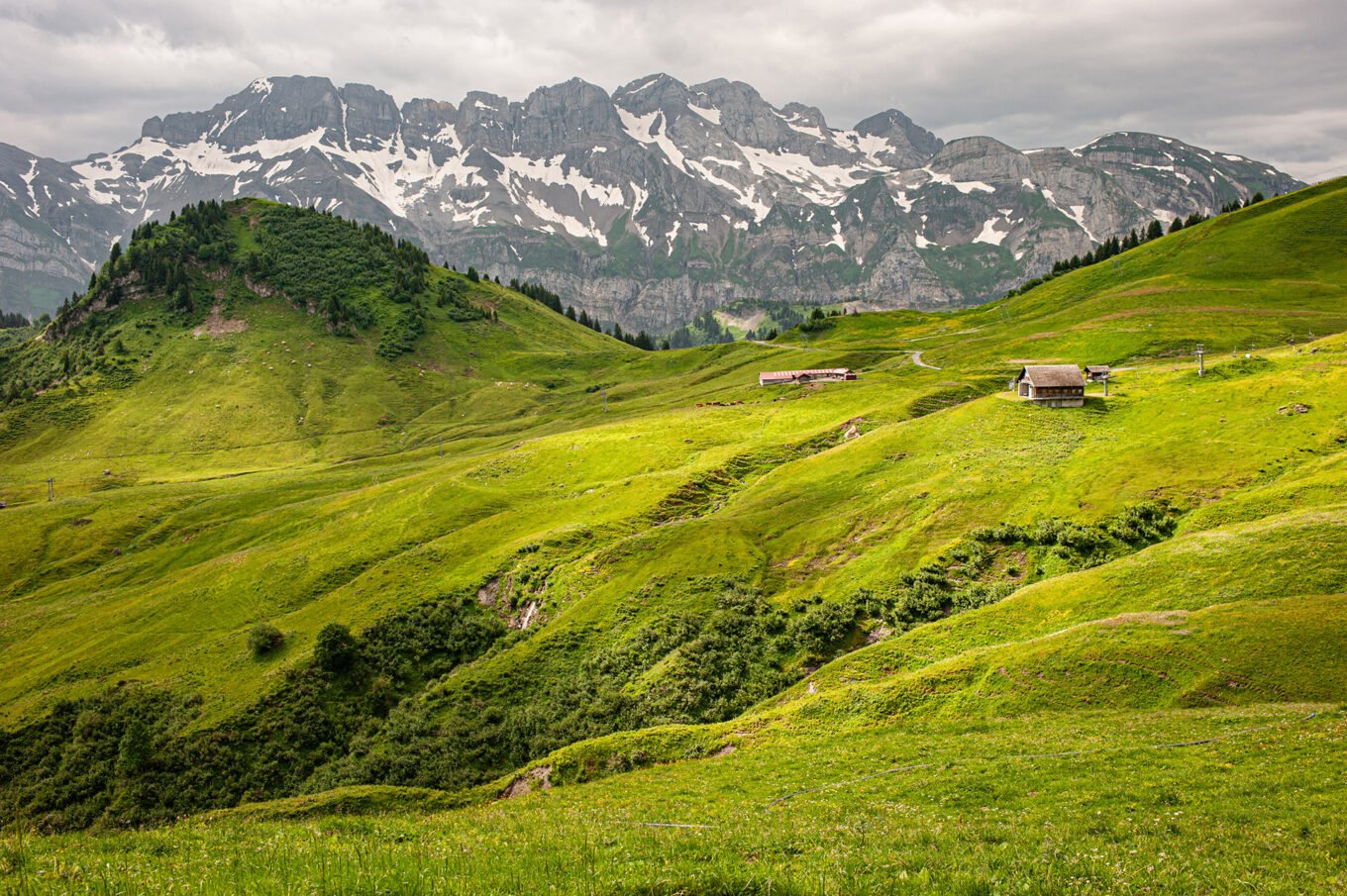 Randonnée GTA / GR5 Grande Traversée des Alpes - Vue sur les Dents Blanches, Chablais