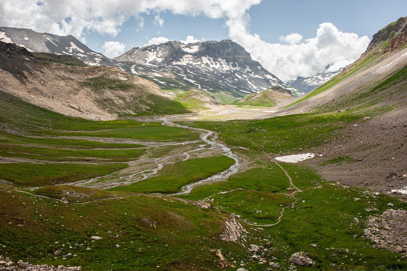 Randonnée GTA / GR5 Grande Traversée des Alpes - Arrivée au Plan des Nettes après le passage du Col de la Leisse, Vanoise