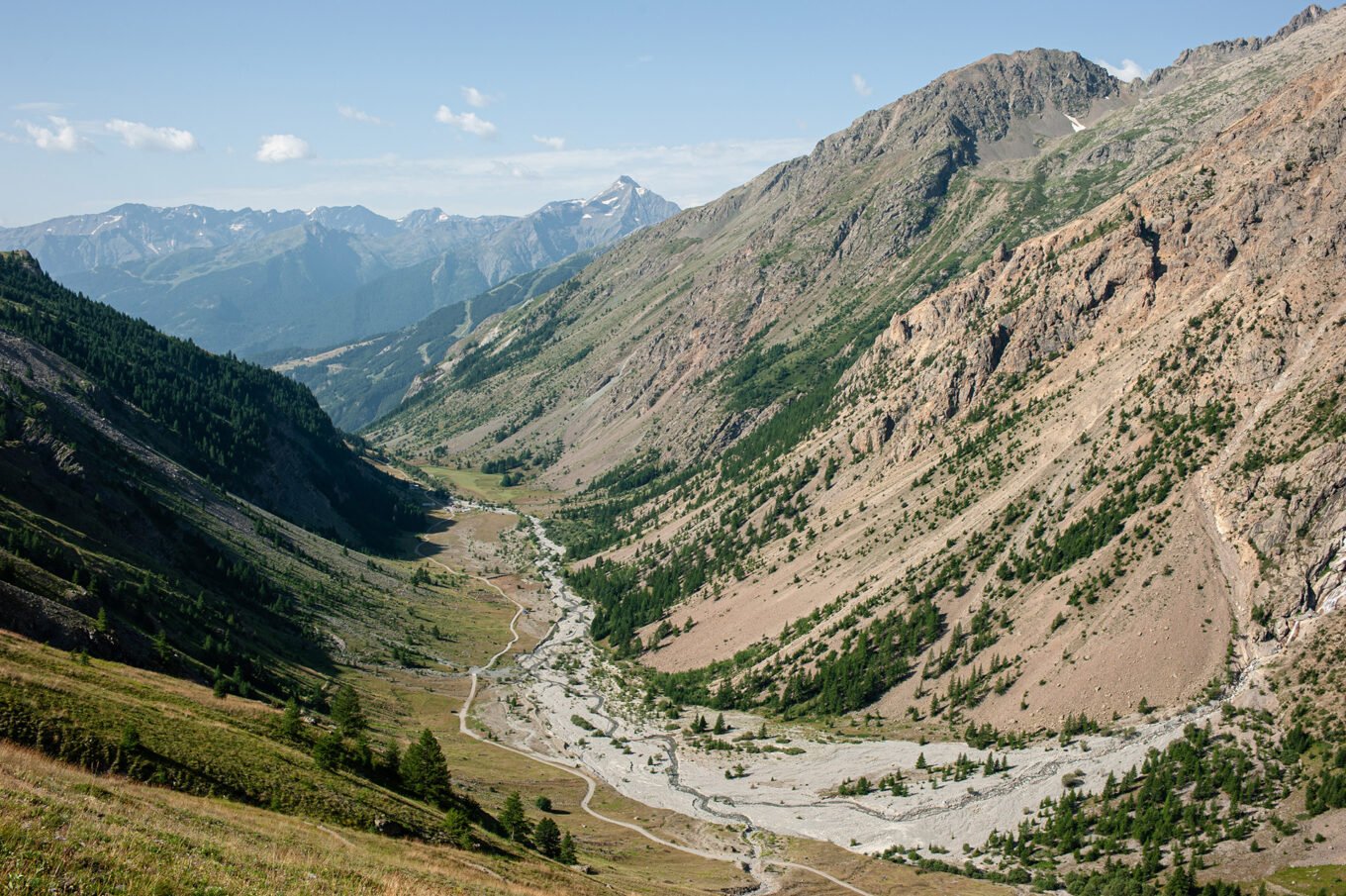 Randonnée GTA / GR5 Grande Traversée des Alpes - Le Vallon de Chambron marque l'entrée par Vallouise dans le Parc des Écrins