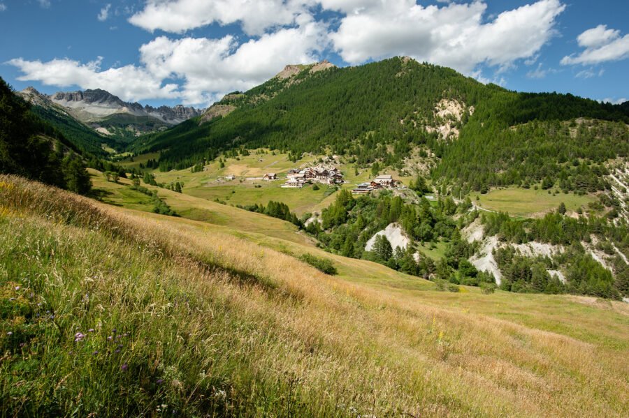 Randonnée Tour du Queyras par l'Ubaye en 9 jours - Le village de Souliers