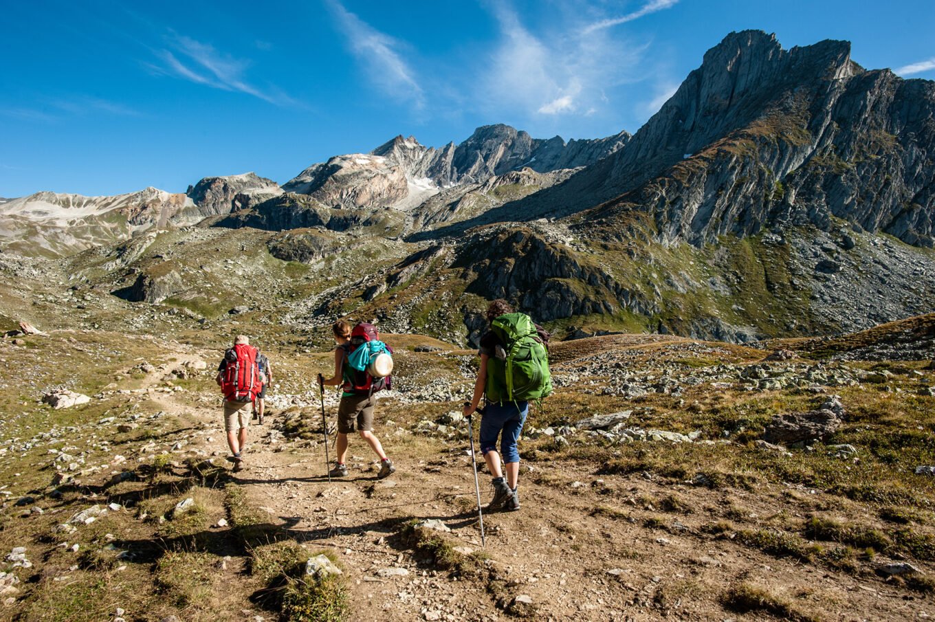 Randonnée itinérante traversée des la Vanoise en 6 jours - L’aiguille de Dorian et le lac de la Partie est une magnifique entrée dans le parc national de la Vanoise