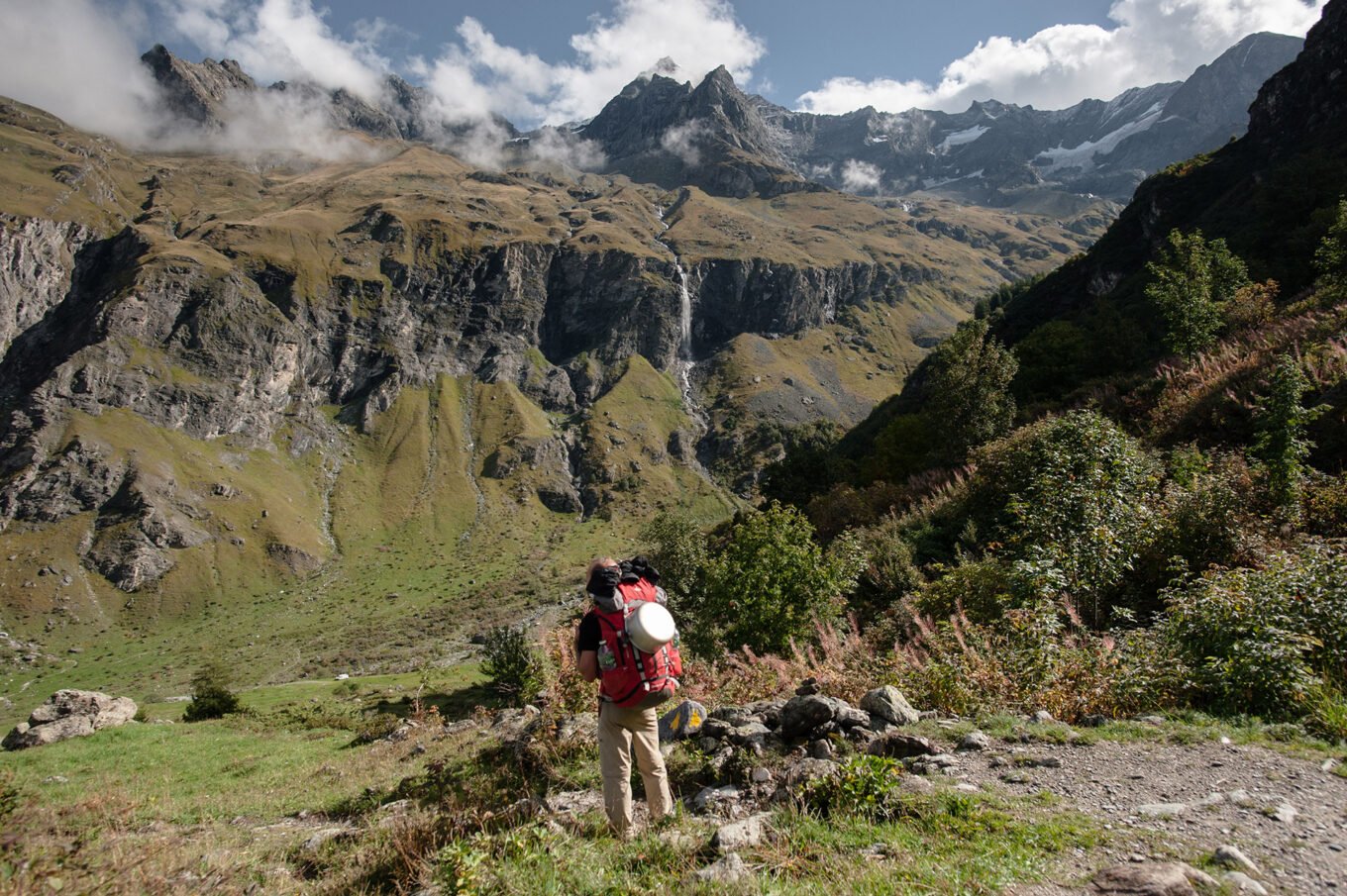 Randonnée itinérante traversée des la Vanoise en 6 jours - Dernier panorama sur le Mont Pourri